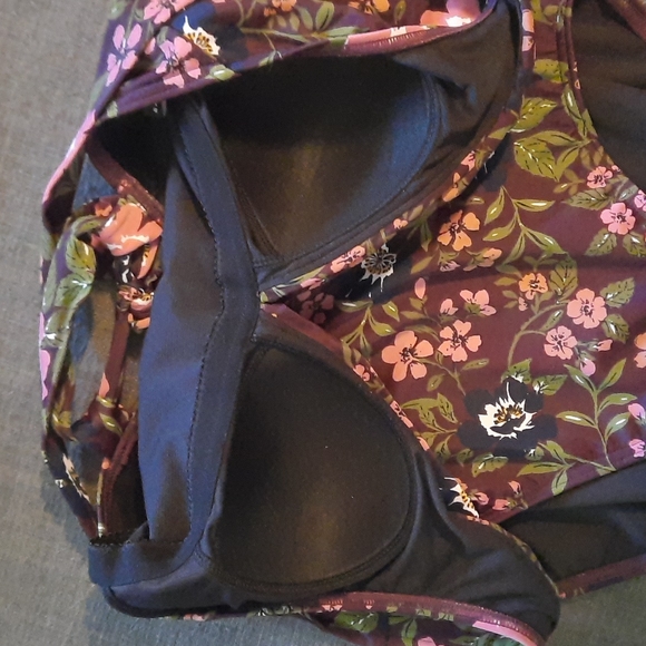 PLum floral dreamsuit 12 - Picture 5 of 8